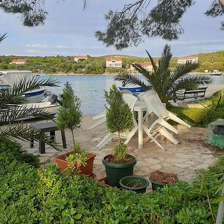 Holiday Home Artina 2 Lovište المظهر الخارجي الصورة