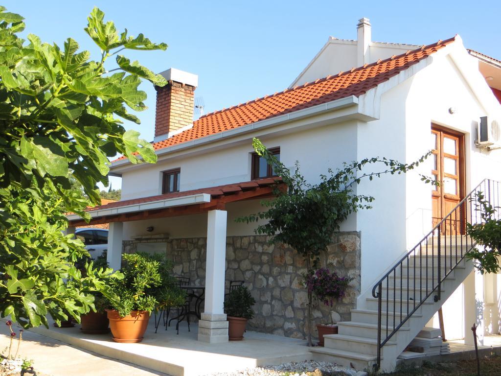 Holiday Home Artina 2 Lovište الغرفة الصورة