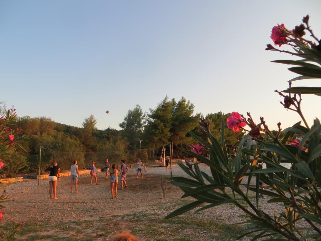 Holiday Home Artina 2 Lovište الغرفة الصورة