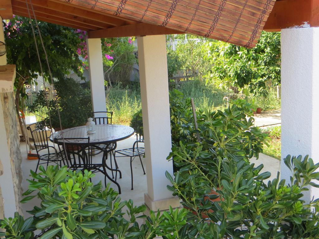 Holiday Home Artina 2 Lovište الغرفة الصورة